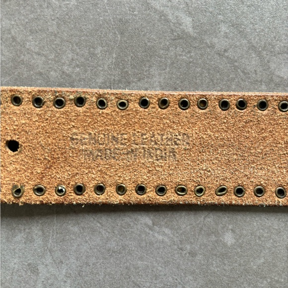 Calvin Klein Women’s Genuine Leather Gold Distressed Belt Adjustable up to 37” - Picture 9 of 12